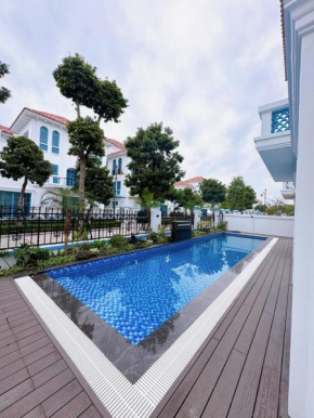 Villa 10 Ngủ Luxury - Sun Ferria sát biển Bãi Cháy